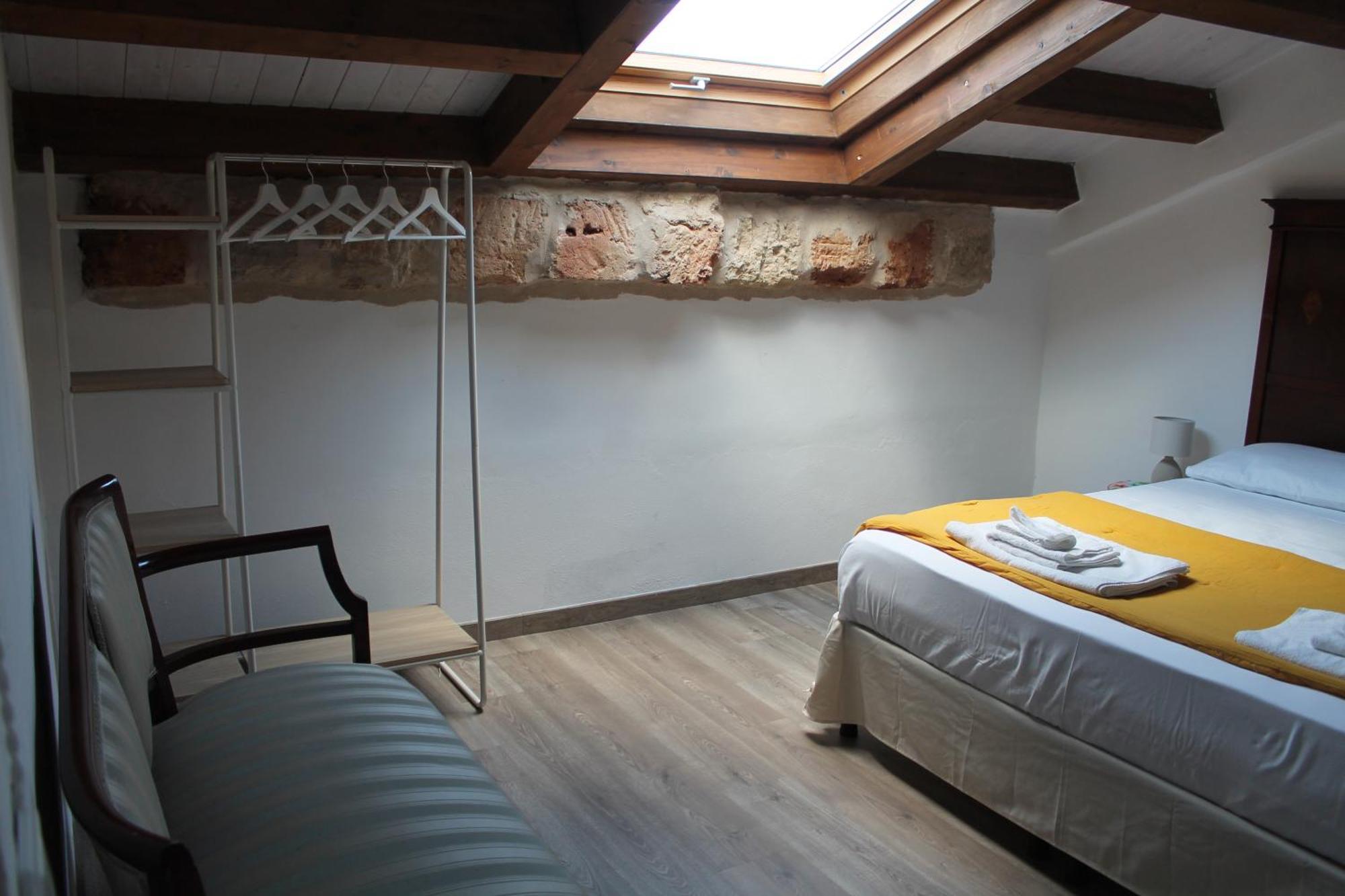 Mondello Apartment Bagian luar foto